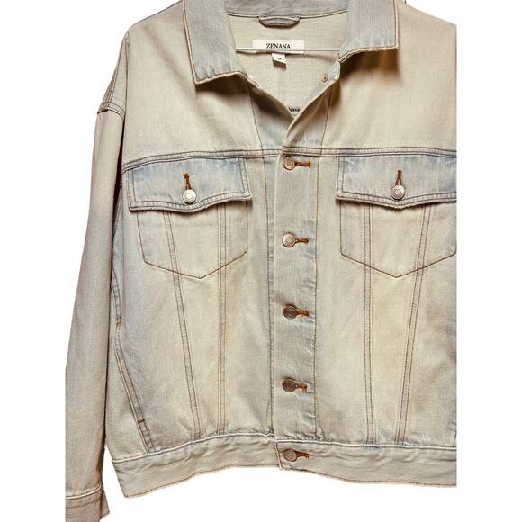 Zenana Oversized Light Wash Denim Jacket Size Medium - Picture 6 of 9